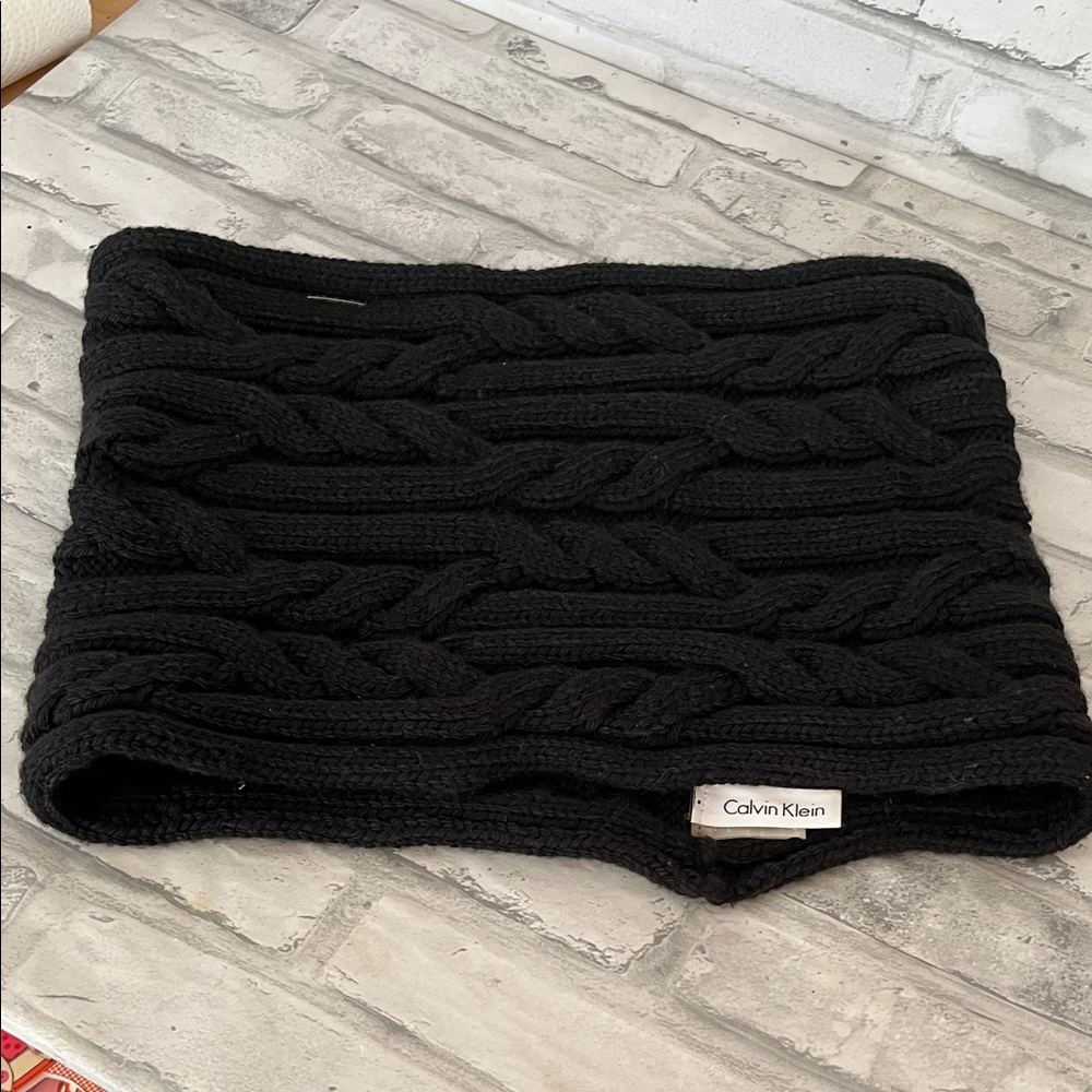 Calvin Klein Black Knit Neck Warmer